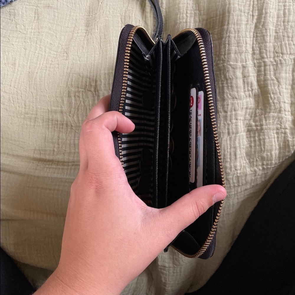 Kate Spade Wallet - Picture 2 of 4
